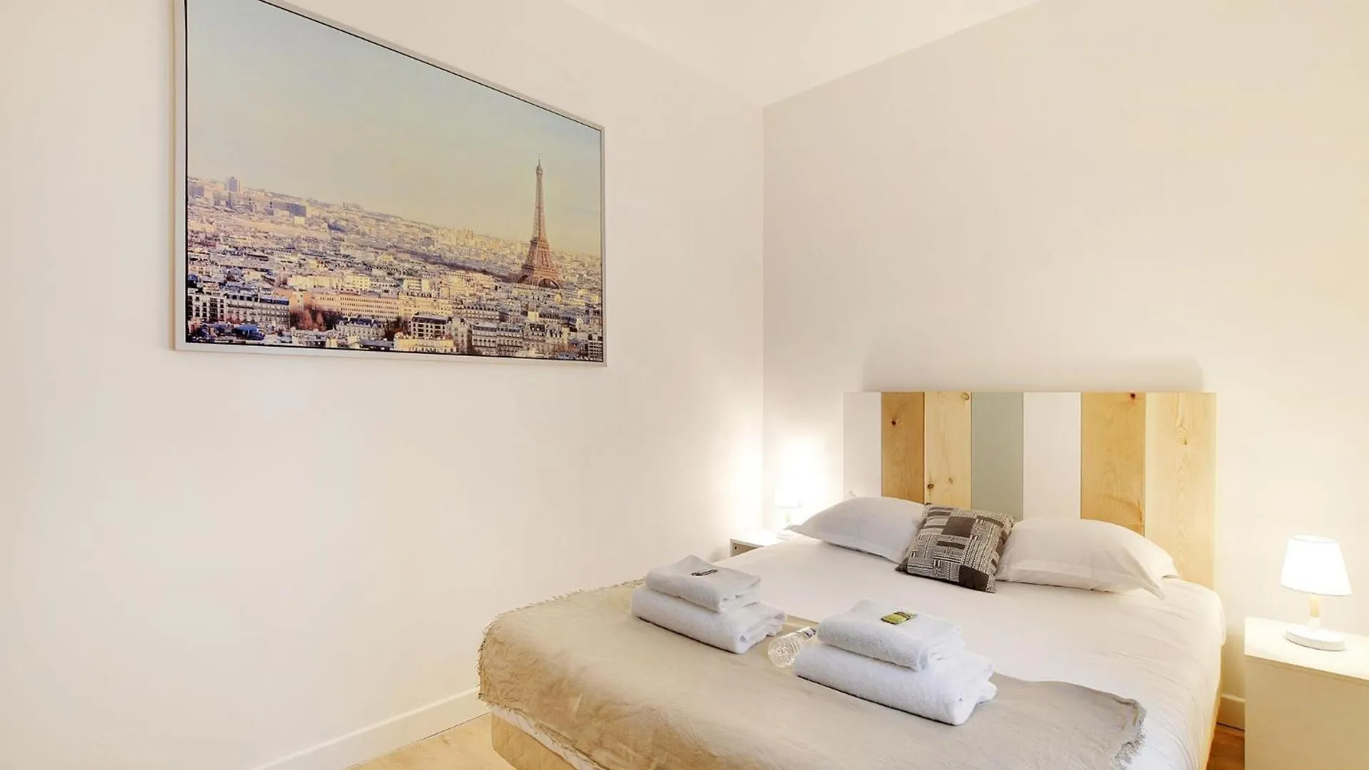 Apartment Newly Restored Appartment - Montmartre Paris